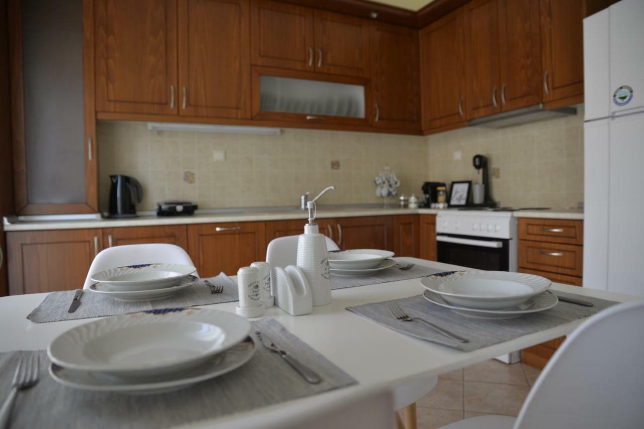 Yellow Fresh Apartment-City Center أليكسانثيربوليس المظهر الخارجي الصورة