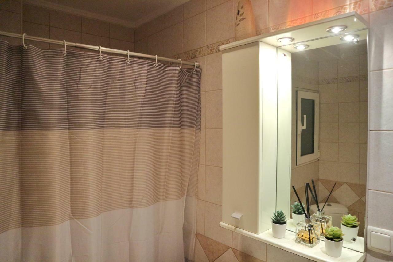 Yellow Fresh Apartment-City Center أليكسانثيربوليس المظهر الخارجي الصورة
