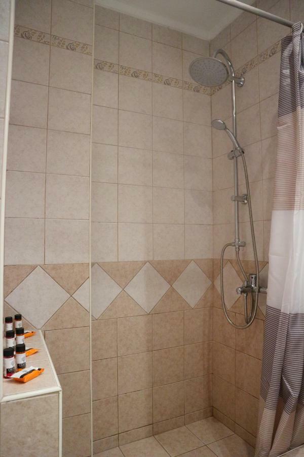 Yellow Fresh Apartment-City Center أليكسانثيربوليس المظهر الخارجي الصورة